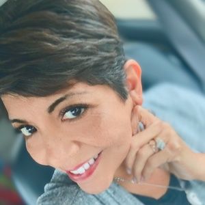 Meet your Posher, Kay